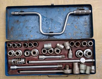 Jedna sada Gola použitá.