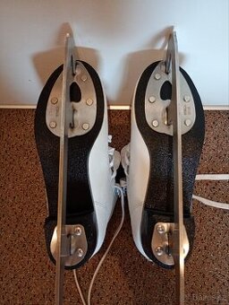 Prodam divci brusle vel. 37/38