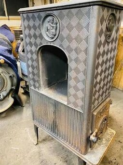 Prodam kamna Jotul F606