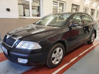 Škoda Octavia 1.9 tdi 77kw+klimatizace+vyhřívané sedačky