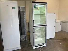 524 Prosklená lednice chladnice vitrína ELECTROLUX