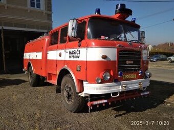 Hasičská cisterna Škoda 706 RTHP CAS 25