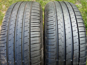 2 letní pneumatiky Falken 225/60/17  6,1mm