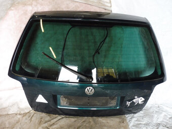 Prodám díly z nebouraného VW PASSAT B 51/2kombi rv:2002