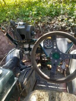 Bugina, malotraktor. Dělník do lesa, nebo skvělá zábava