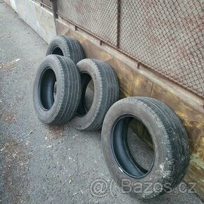 MICHELIN LATITUDE TOUR HP 215 65 R16