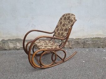 KRÁSNÉ STARÉ HOUPACÍ KŘESLO - THONET - 1