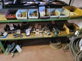Díly na kombajny Fortschritt E512