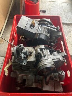 Predám motor babetta 207 rôzne diely