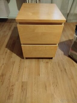 Noční stolek ikea