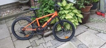 Dětské kolo Rockrider oranžové