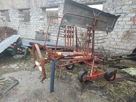 Nahrabovac zhrnovac sena pice 3.5 Krone liner claas kuhn 4m