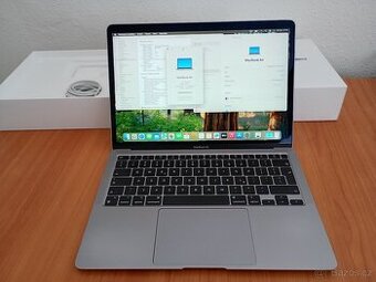 Macbook Air 13 palců M1 chip 8 GB RAM 256 SSD 200 cyklů