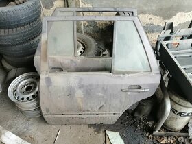 Mercedes W124 kombi dveře - 1