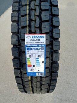 Nákladní pneu.Otani 215/75 R17,5 135/133K OH-311