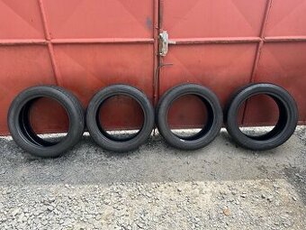 Prodám gumy 245/45/18 Good Yaer