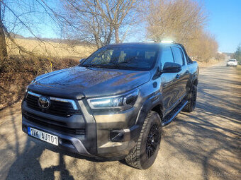 TOYOTA HILUX INVINCIBLE DOUBLE CAB, 2,8D - 4D 150 KW