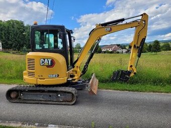 Prodám minibagr CAT 304E2 CR powertilt