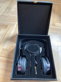 Magnetoplanární sluchátka Hifiman HE400i - stav jako nové