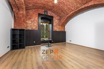 Pronájem kanceláře o rozloze 25,8 m2 , ulice K Radotínu , Pr