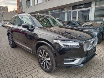 Volvo XC90 T8 Recharge AWD 223kW Inscription 80tkm 7-míst