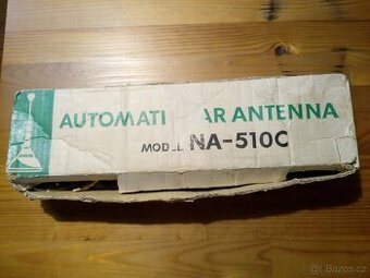 Anténa elektricky vysouvací  na auto, dobová nepoužitá