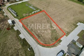 Hořátev, prodej stavebního pozemku 942 m2, okr. Nymburk.