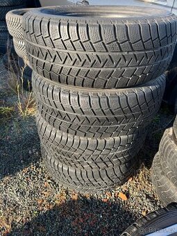Zimní pneu 235/60R16 Michelin Latitude Alpin, sada