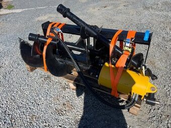 půdní vrták noví na smykovy nakladač
