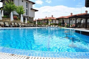 Prostorný 3+kk s vůní borovic – Bay View Villas, Košarica