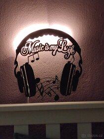 Dekorace na stěnu, vypalek