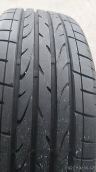 Prodám 2 téměř nové letní pneu Bridgestone 205/55/17