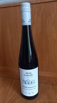 Víno Modrý Portugal, suché červené