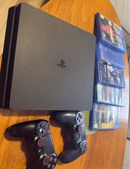 PlayStation 4 500 GB Slim