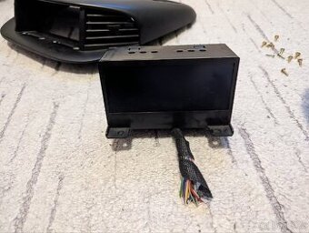 Středový panel s palubní PC alfa 156