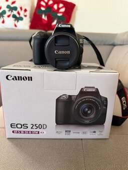 Zrcadlový digitální fotoaparát Canon EOS 250 D s kompletním