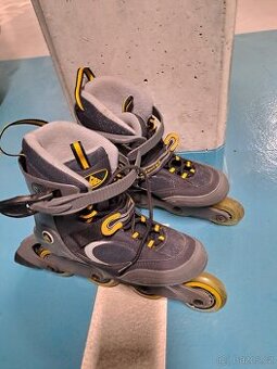 Daruji kolečkové brusle K2, vel. 38