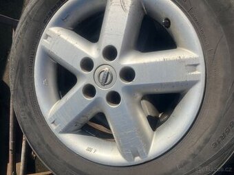 Nissan disky+ pneu 215/65R16 98H