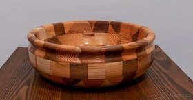 Skládaná mísa  ze 4 druhů dřeva