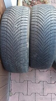 205/55 R16, dvě zimní pneumatiky Imperial, hloubka dezénu cc