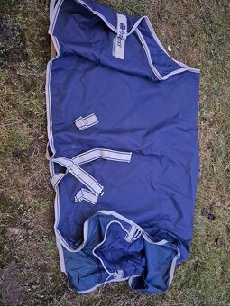 Zimní deka Bucas Freedom Turnout 150g, 125cm