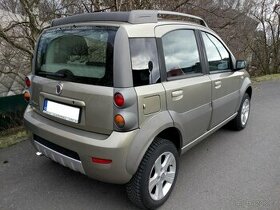 FIAT PANDA CROSS 1.3 JTD, 4x4, 2. majitel, nové v ČR - 1