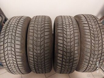 Skoro nové pneu 215/65 R 16 Sava Eskymo HP2