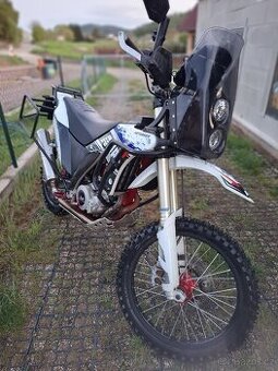 AJP PR7