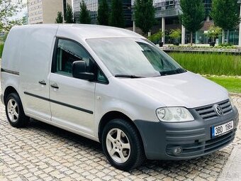 Volkswagen Caddy 1.9TDI 77KW MANUÁL TAŽNÉ ZACHOVALÝ STAV