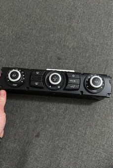 BMW 5 E60 E61 PANEL ŘÍZENÍ VENTILACE KLIMATIZACE ZASTRČKA