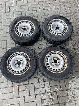 Disky na VW Transporter s pneu