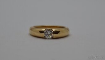 Zlatý prsten s briliantem 0.40 CT