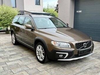 Volvo XC 70 2.4D- 162kW/4x4/Summum/Xenon/Navi