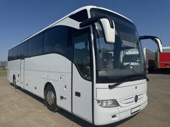 MERCEDES-BENZ TOURISMO RHD